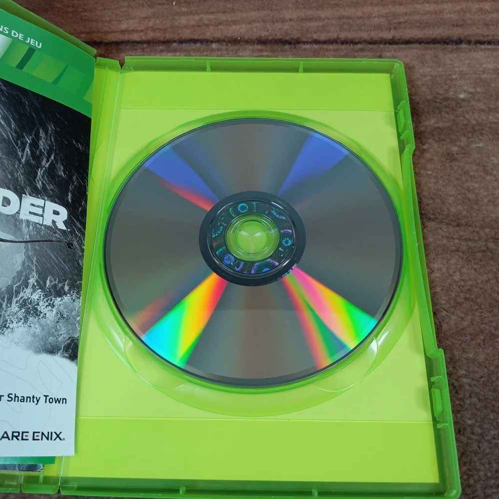 Tomb Raider Xbox 360 Game with Bonus Art Book